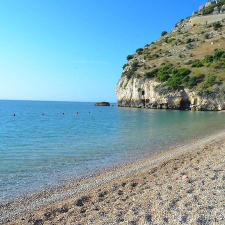 Agriturismo Antichi Ulivi Mattinata Bagian luar foto
