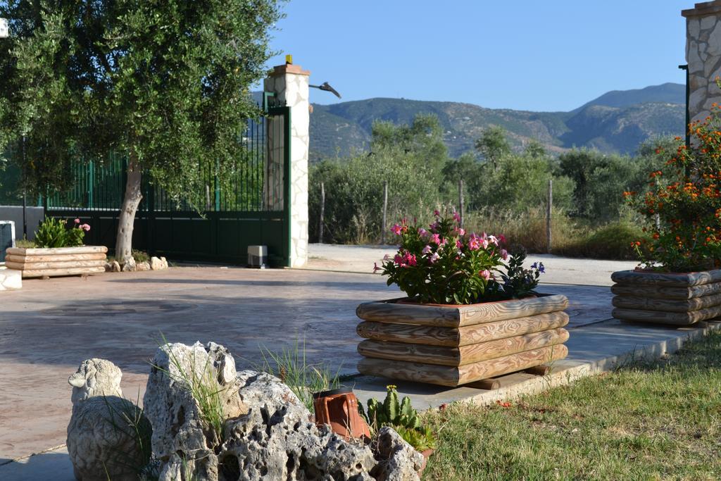 Agriturismo Antichi Ulivi Mattinata Bagian luar foto