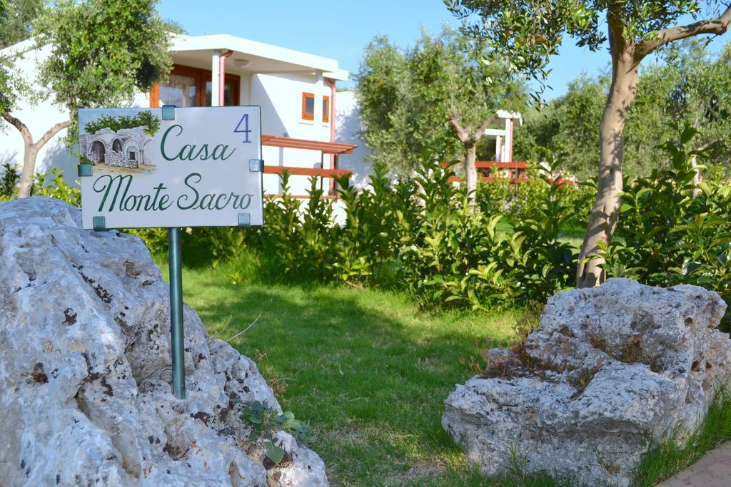Agriturismo Antichi Ulivi Mattinata Bagian luar foto